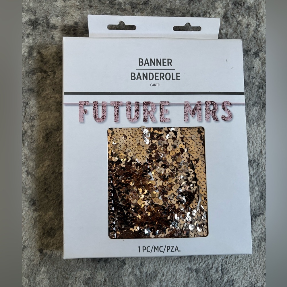 🆕 Future Mrs Rose Gold Sequin Banner, 12ft